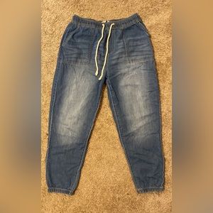 Stretch waistband jeans